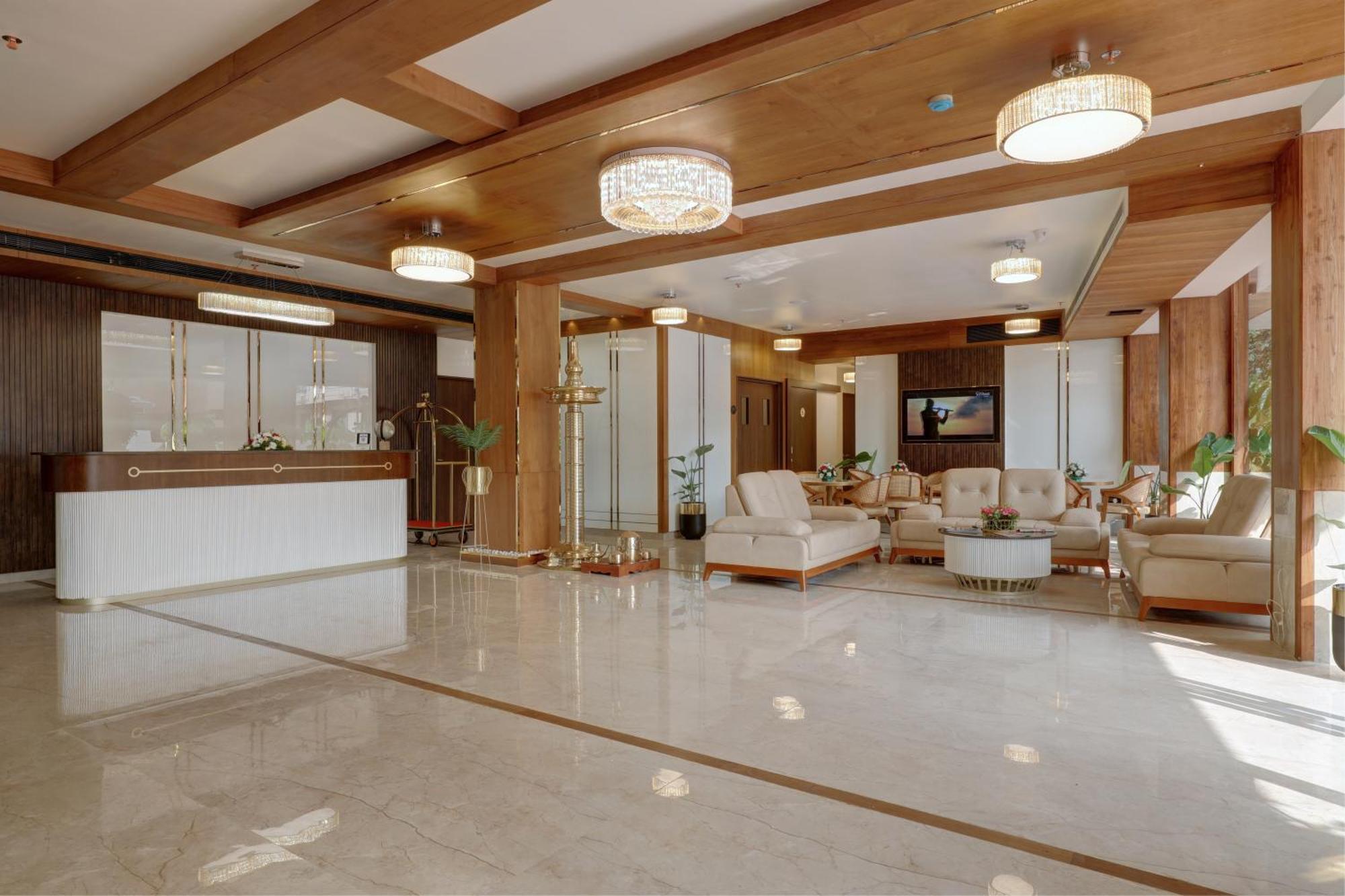 Hotel Cordial Sopanam 트리반드룸 외부 사진