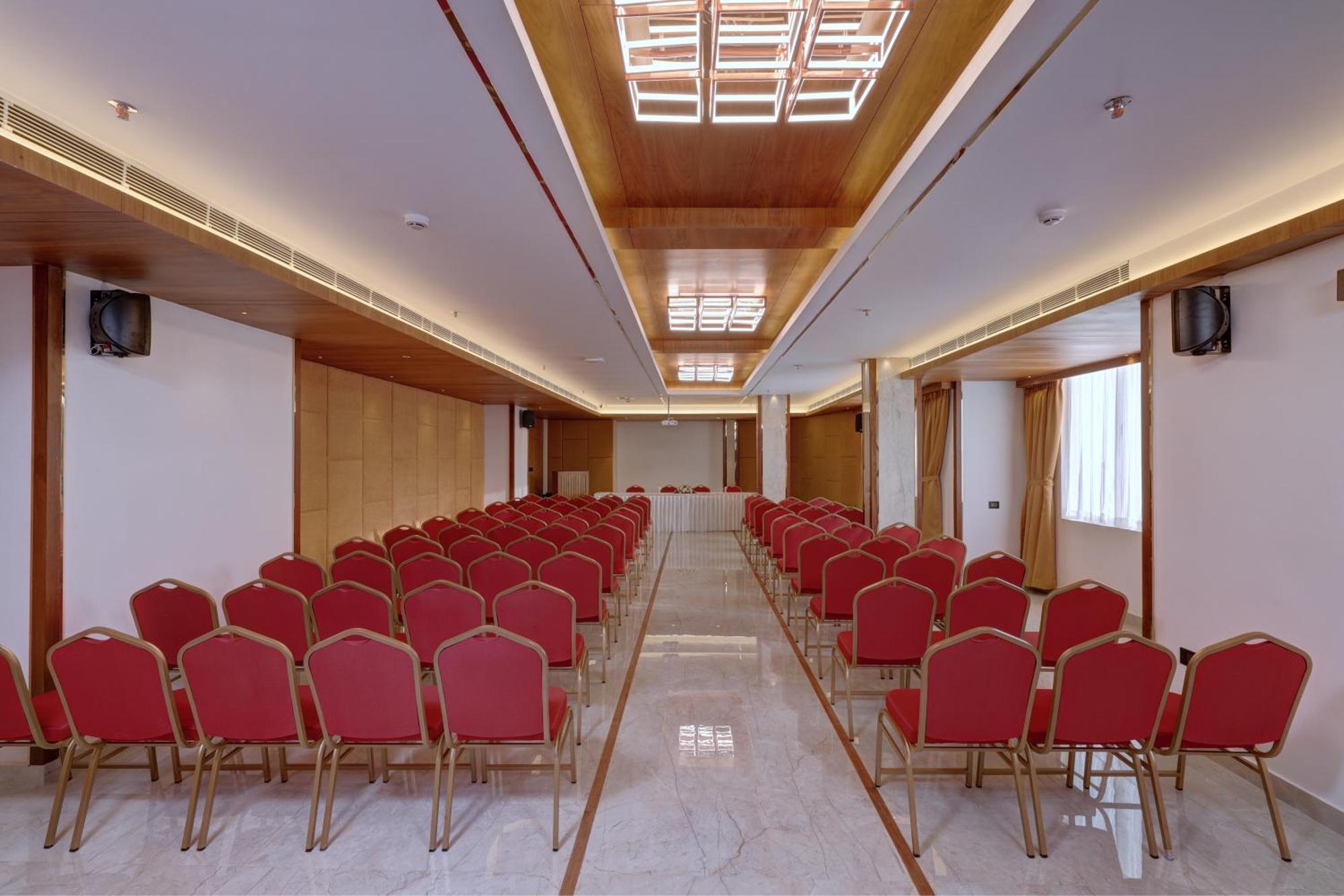 Hotel Cordial Sopanam 트리반드룸 외부 사진