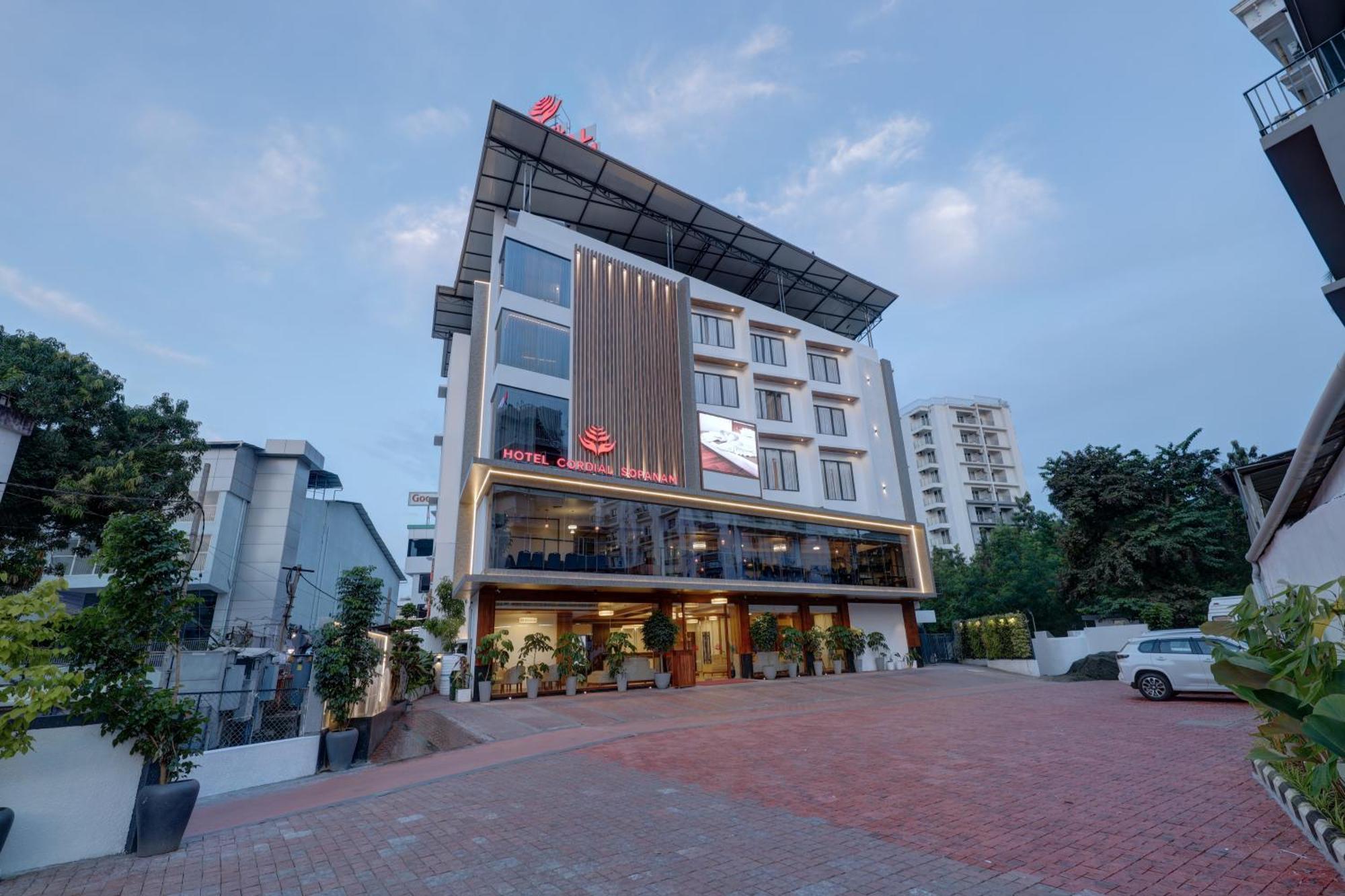 Hotel Cordial Sopanam 트리반드룸 외부 사진