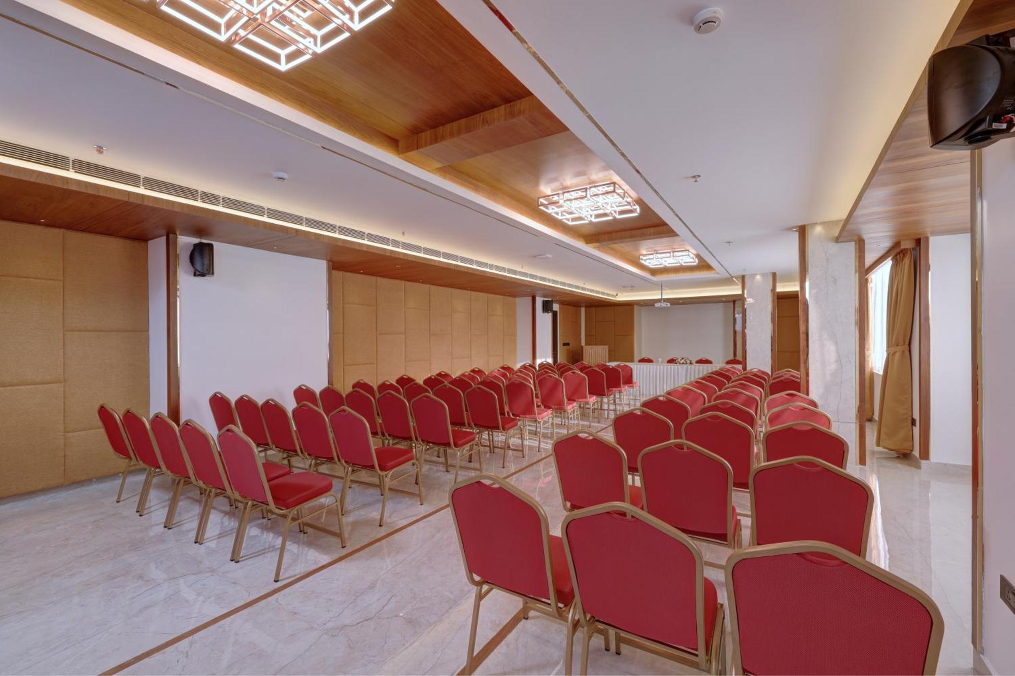 Hotel Cordial Sopanam 트리반드룸 외부 사진