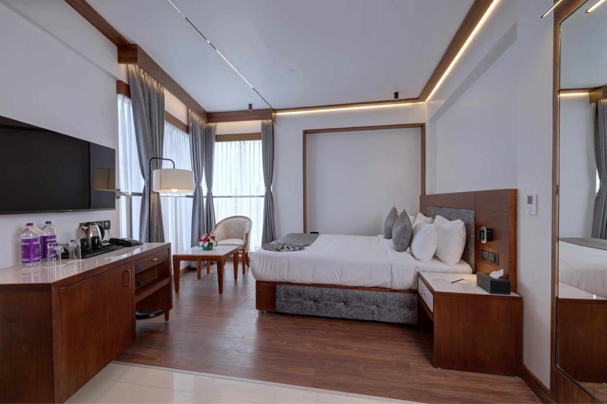 Hotel Cordial Sopanam 트리반드룸 외부 사진